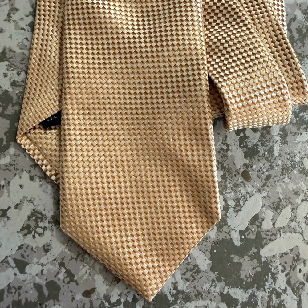 NWT Michael Kors Tie - Champagne